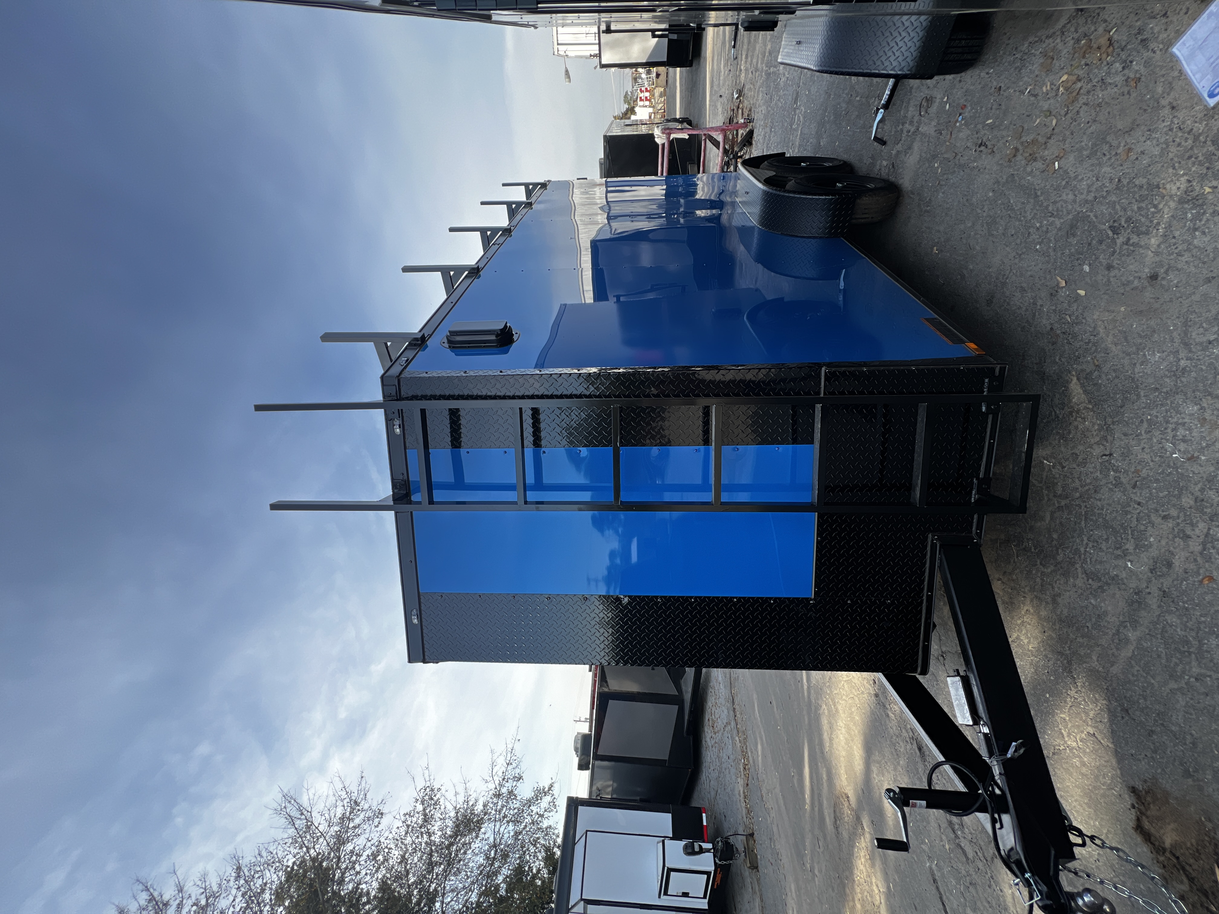 7x14 TA · Electric Blue Blackout 4