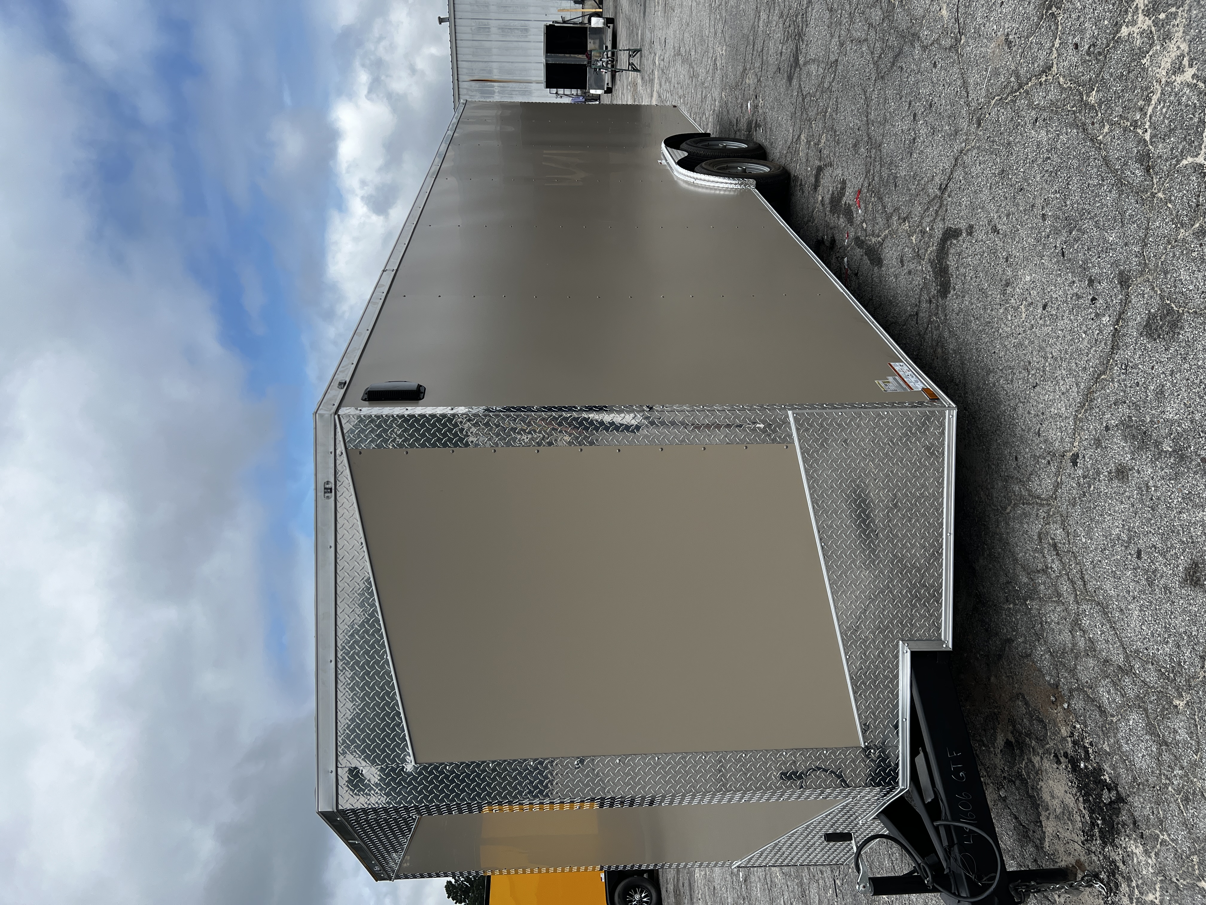 8.5x26 TA · Pewter/Chrome 4
