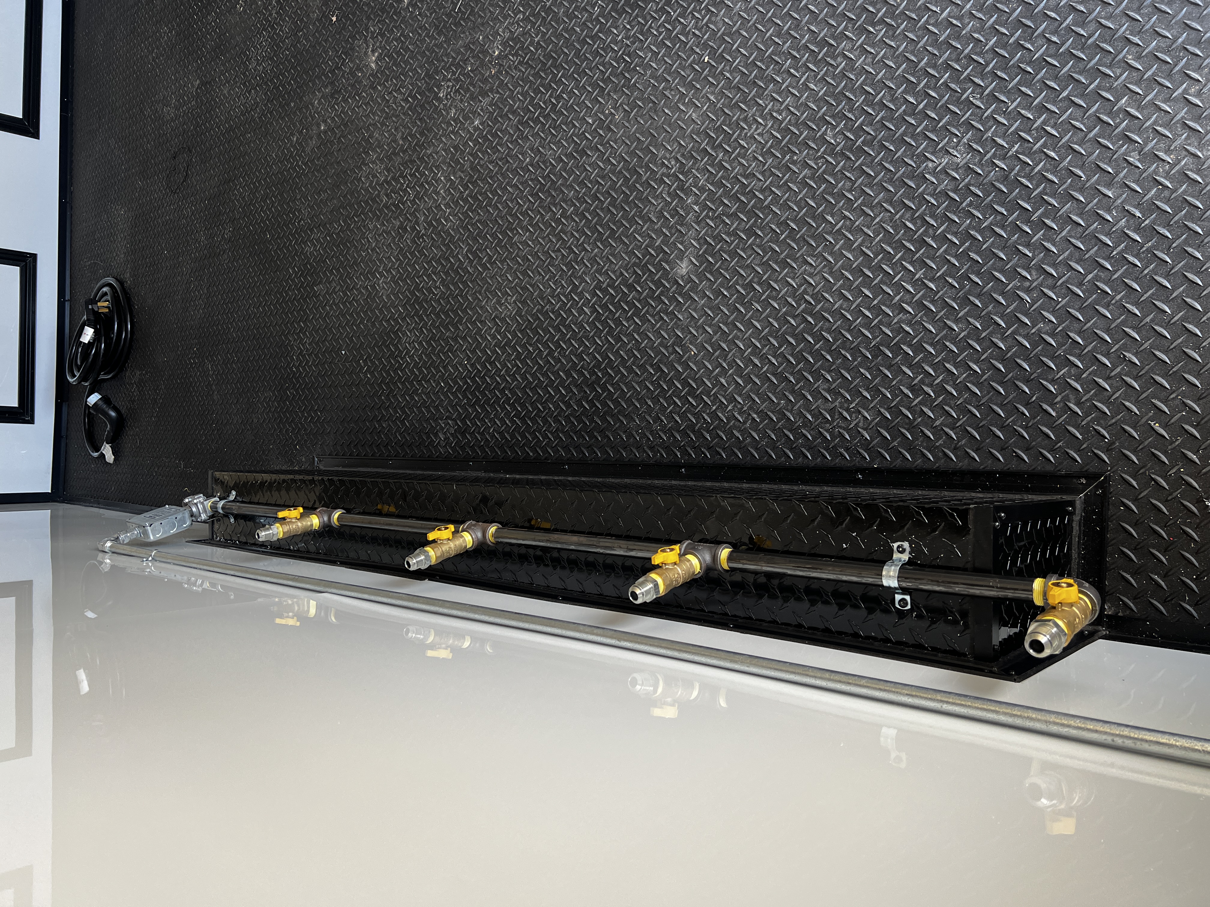 8.5x20 White Blackout Concession 8